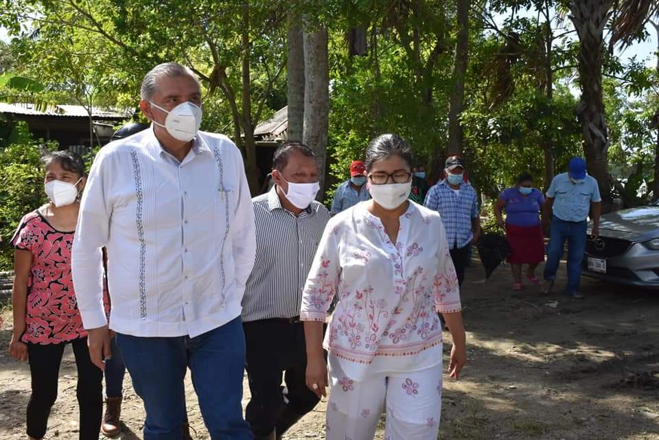 Gobierno y sociedad trabajando juntos..